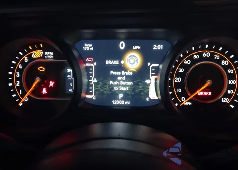 2025 Jeep Wrangler 4-Door Recon 4X4 из США, поврежденный, VIN 1C4RJXFGXSW552042